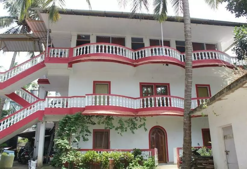 Majatalo Silvia Guest House