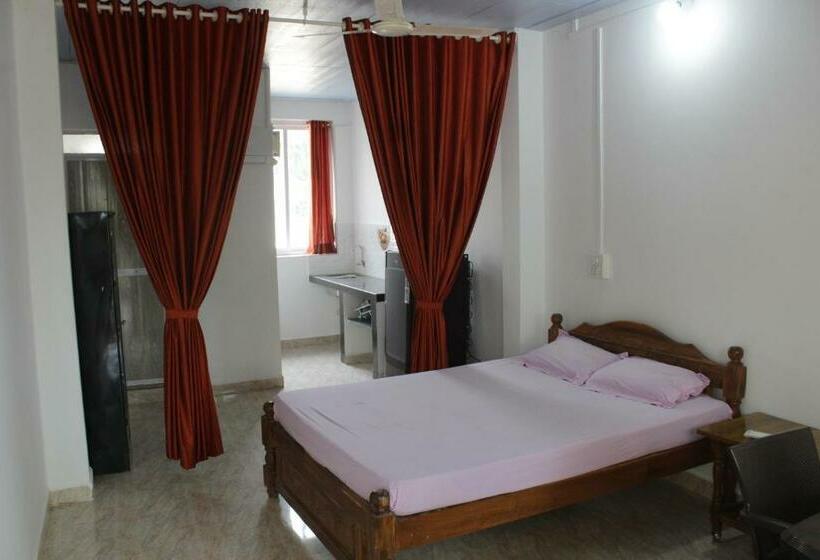 بنسيون Silvia Guest House