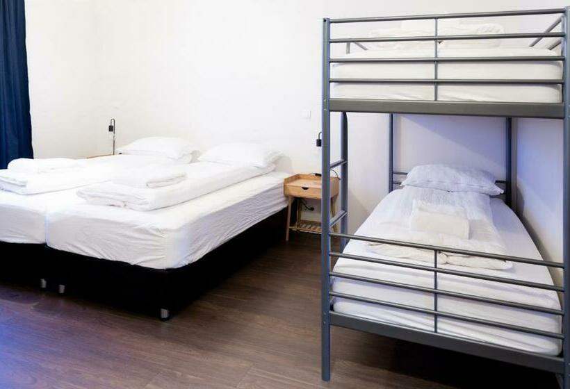 هاستل Westman Islands Inn