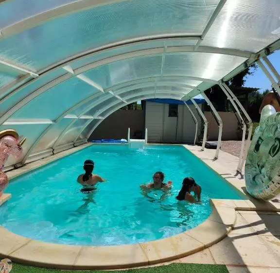 ベッドアンドブレックファースト Colette Alain Maxime