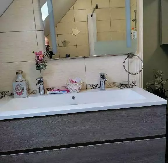 ベッドアンドブレックファースト Colette Alain Maxime