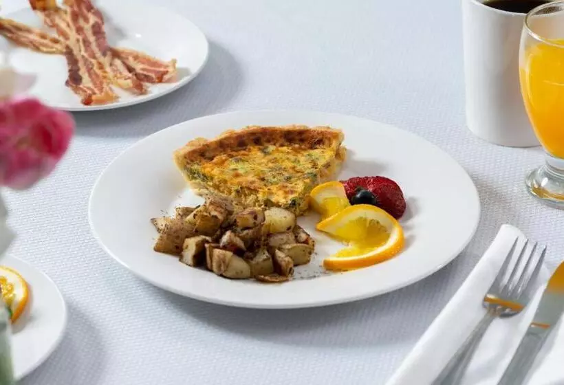 Aamiaismajoitus (B&B) Magnolia Manor And Chapel