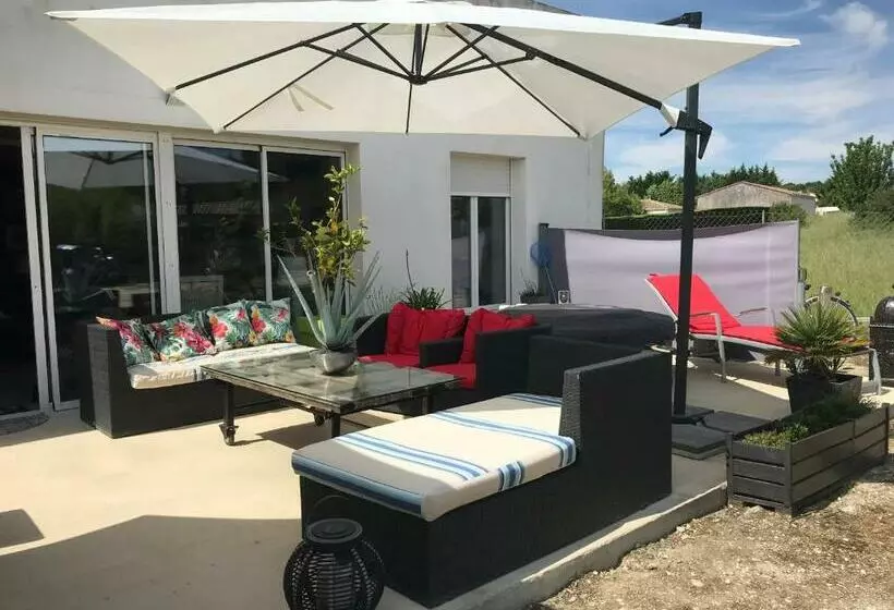 ベッドアンドブレックファースト Villa Kairos