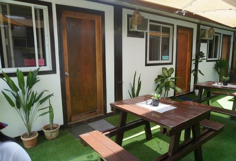 בית מלון כפרי Keira Backpackers