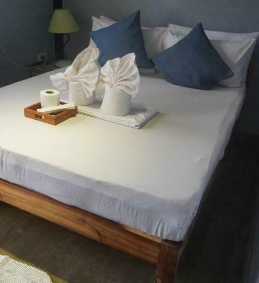 בית מלון כפרי Keira Backpackers