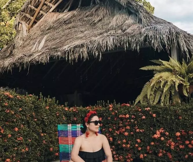 Hotelli Makenke Hostel By Los Colores Ecoparque