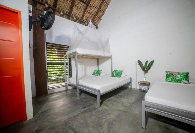 Hotel Makenke Hostel By Los Colores Ecoparque