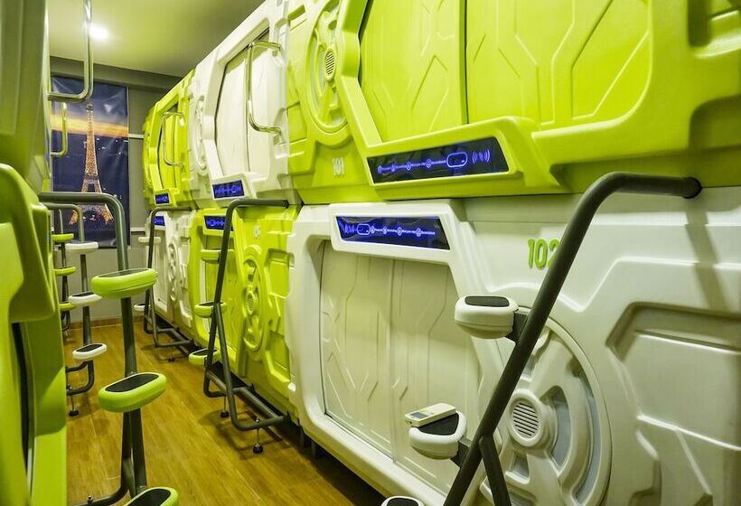 Hotel Oyo 91328 Fiducia Capsule