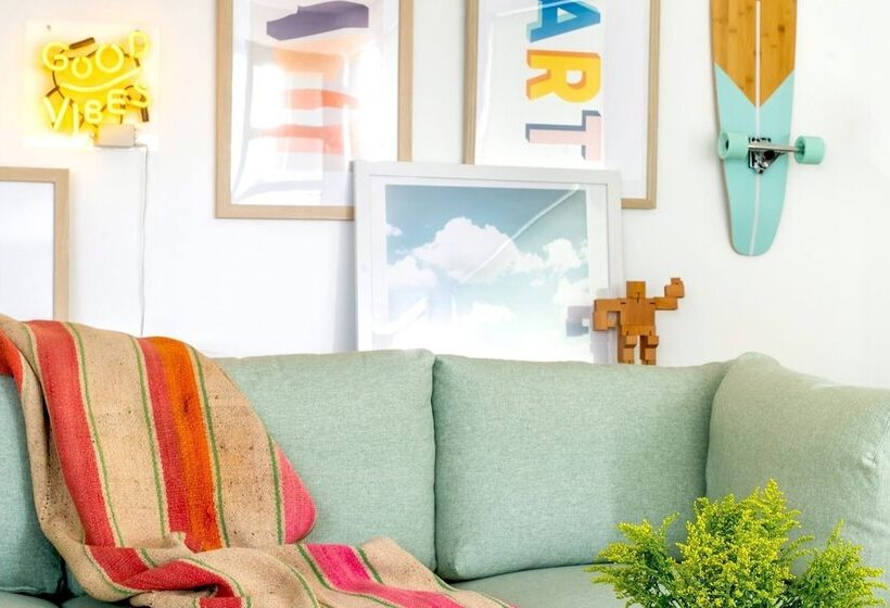 O Neill I By Avantstay Coastal Paradise Steps From Beach Modern Decor