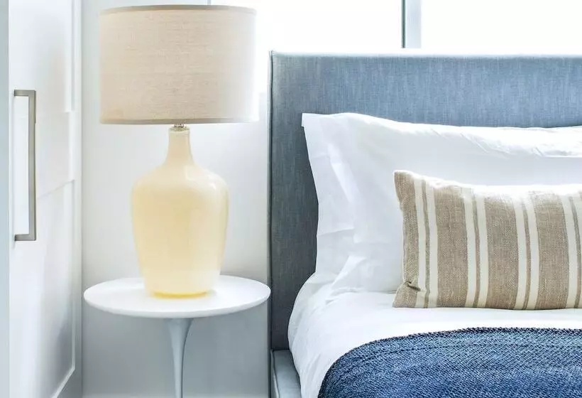 O Neill I By Avantstay Coastal Paradise Steps From Beach Modern Decor