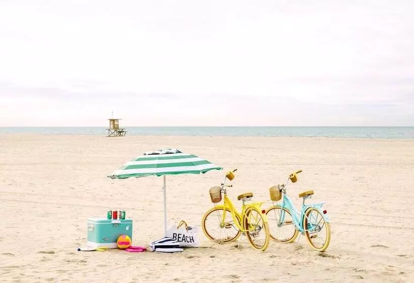 O Neill I By Avantstay Coastal Paradise Steps From Beach Modern Decor