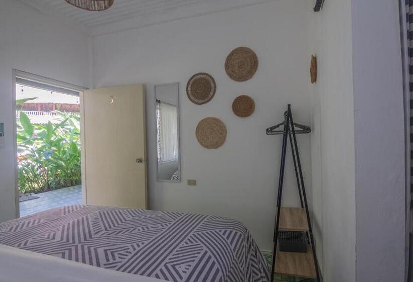 הוסטל La Canasta