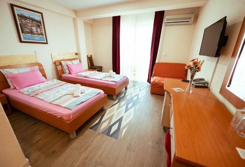 تختخواب و صبحانه Holiday M