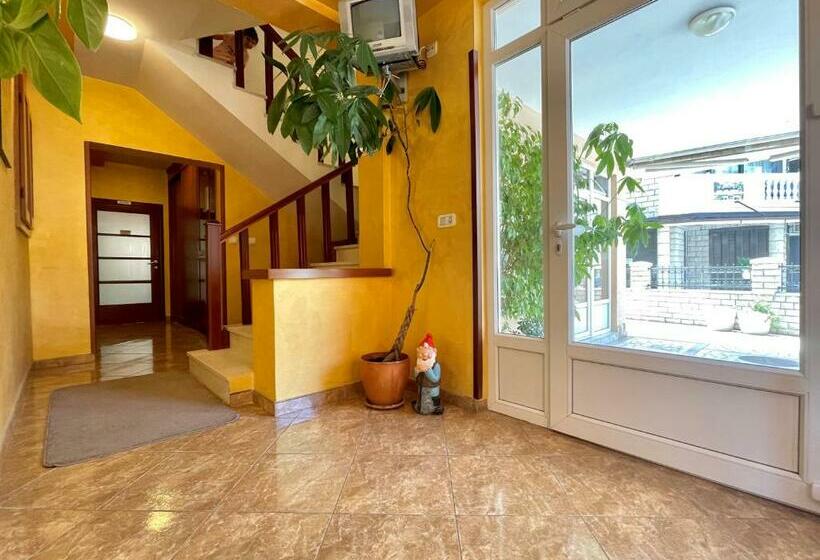 تختخواب و صبحانه Villa Ns Velji Vinogradi