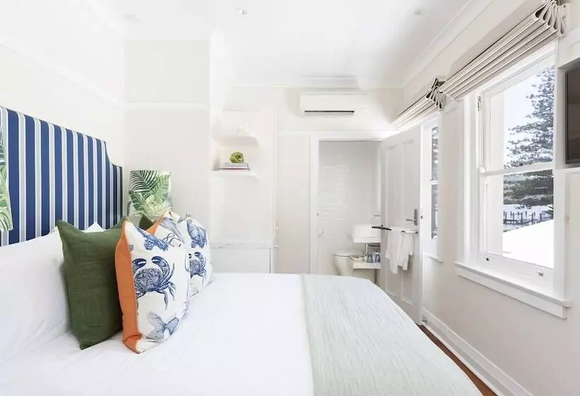 هتل Barrenjoey House