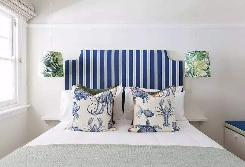 هتل Barrenjoey House