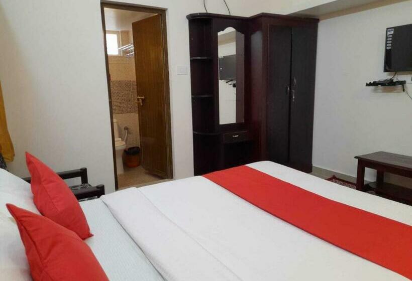 בית מלון כפרי Collection O 90153 Fort Inn