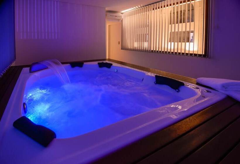 La Recova Hotel & Spa