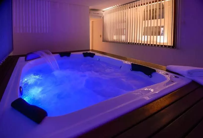 La Recova Hotel & Spa