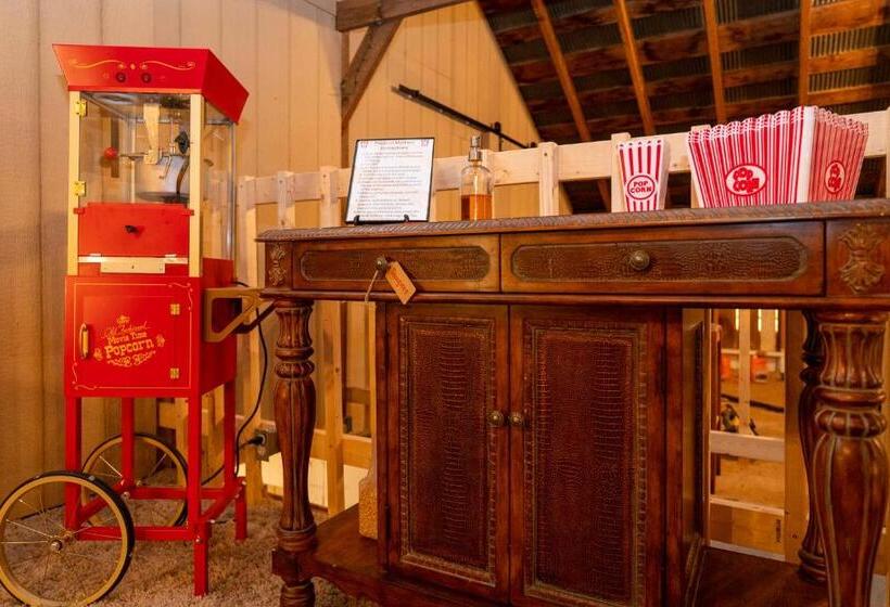 Hotel Nicura Ranch Inn & Stables