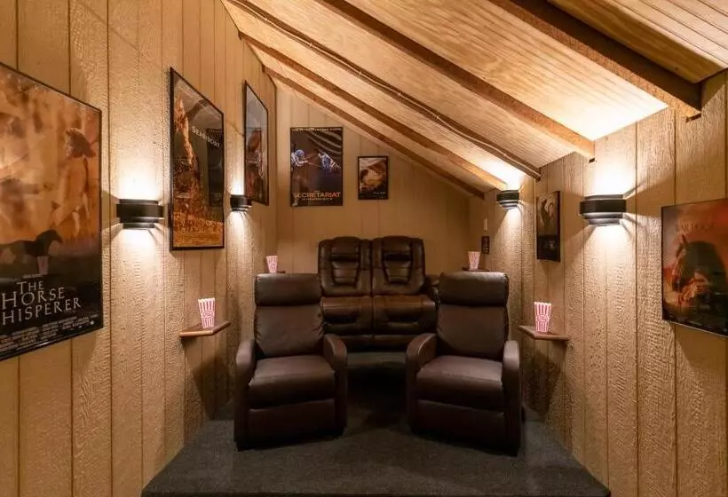 ホテル Nicura Ranch Inn & Stables