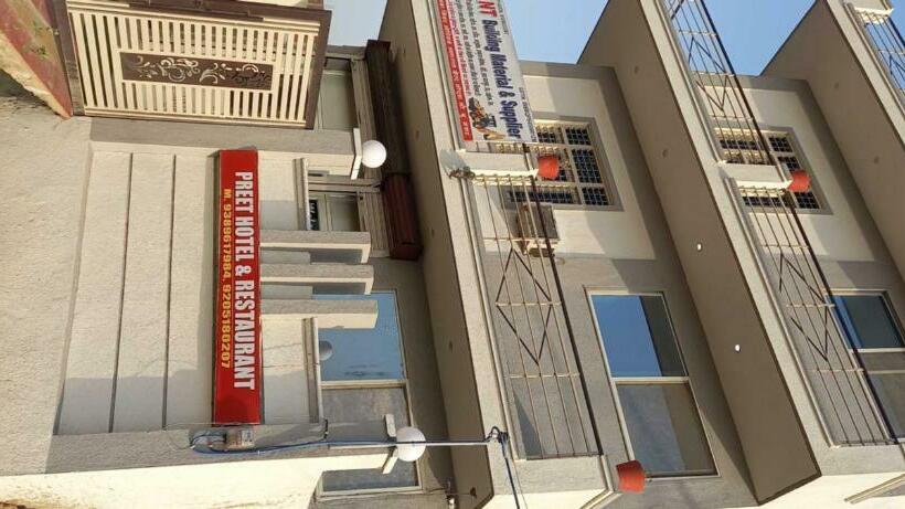 Отель Pop 89322 Preet  And Restaurant