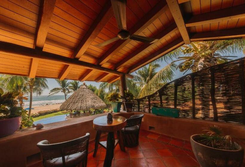 Отель Tres Mujeres