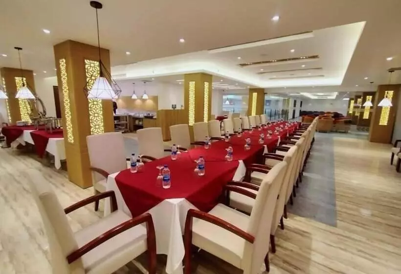 هتل X Rajshahi