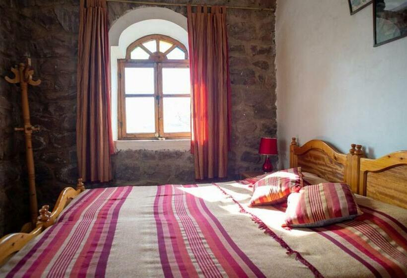 פנסיון Afoulki Ecotourism Guest House