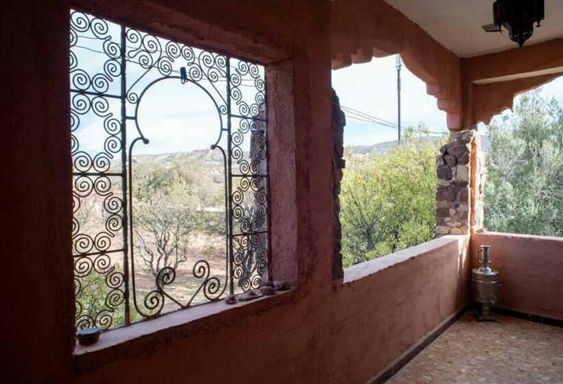 פנסיון Afoulki Ecotourism Guest House