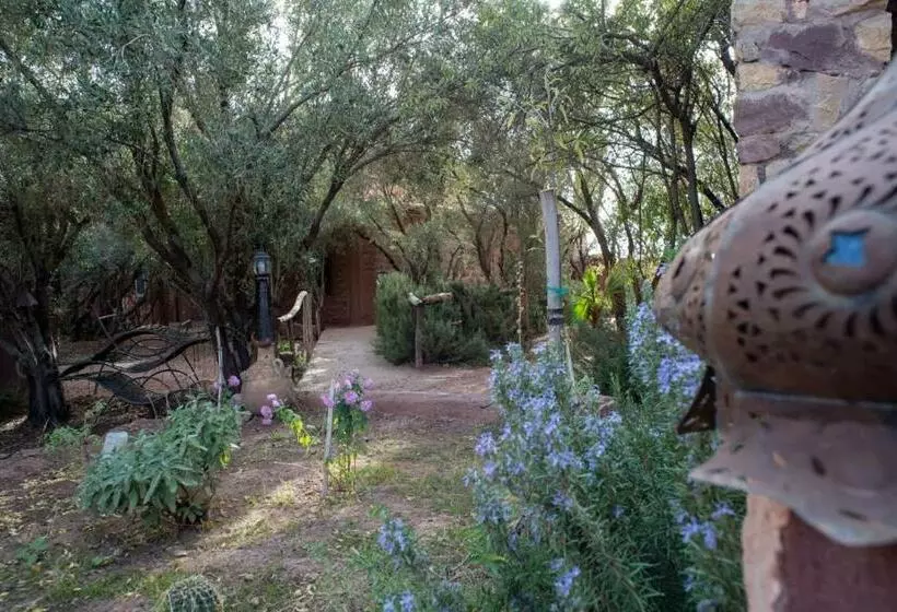 Majatalo Afoulki Ecotourism Guest House