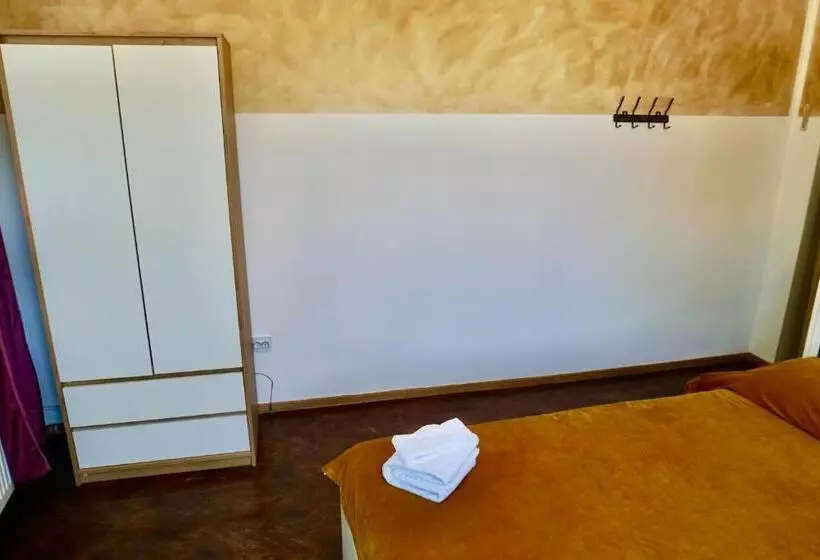 Majatalo Cazare Alfredo