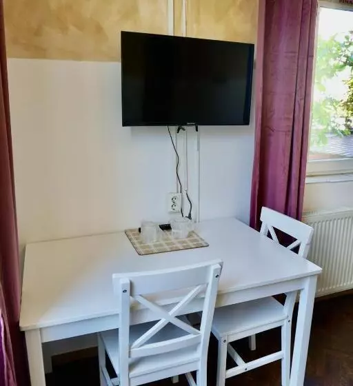 Majatalo Cazare Alfredo