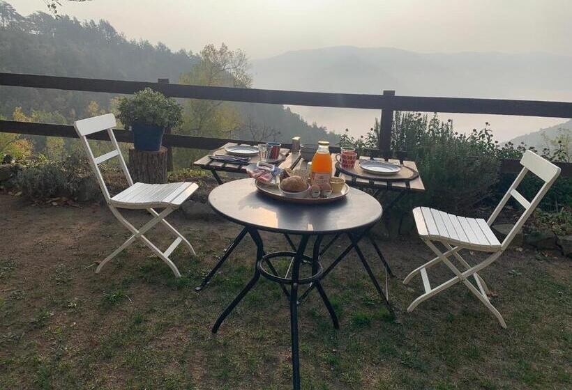 Bed and Breakfast Agriturismo La Collina Degli Scoiattoli