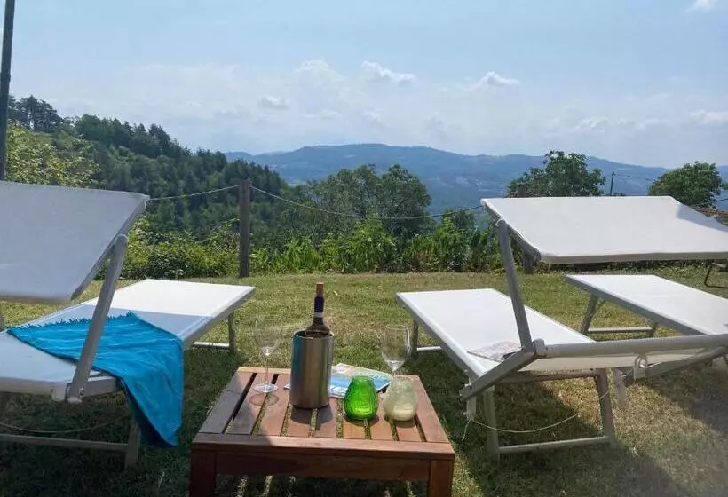 Aamiaismajoitus (B&B) Agriturismo La Collina Degli Scoiattoli