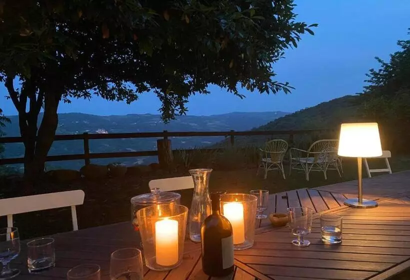 Aamiaismajoitus (B&B) Agriturismo La Collina Degli Scoiattoli