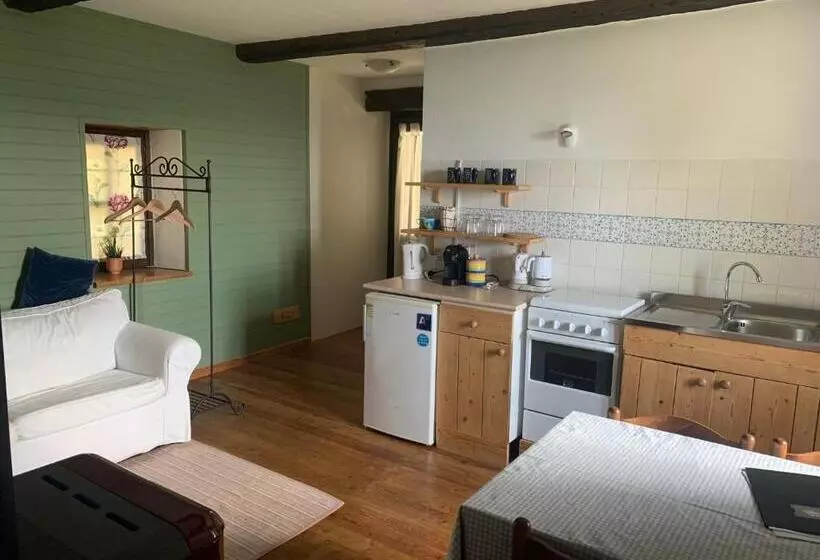 Aamiaismajoitus (B&B) Agriturismo La Collina Degli Scoiattoli