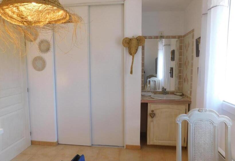 مبيت وإفطار Chez Marie