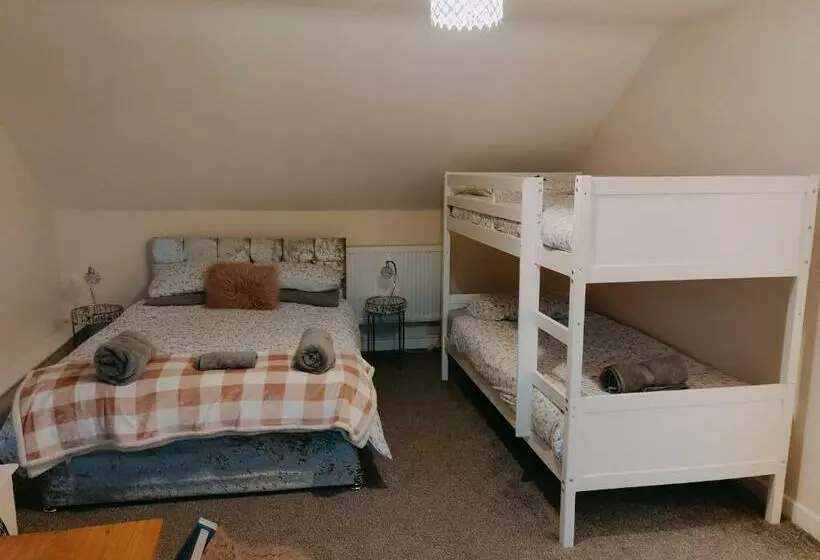 Aamiaismajoitus (B&B) Pentre Cottage Near Craig Y Nos