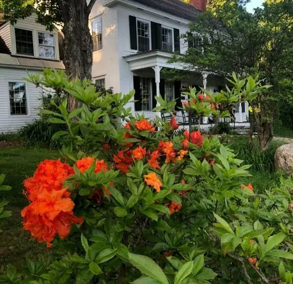 Aamiaismajoitus (B&B) Stone Hearth Inn And Eatery