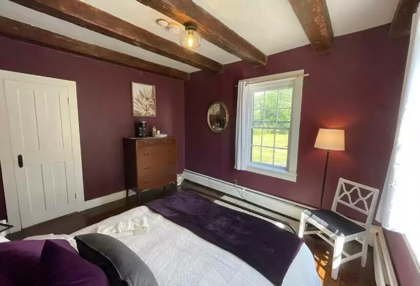 Aamiaismajoitus (B&B) Stone Hearth Inn And Eatery