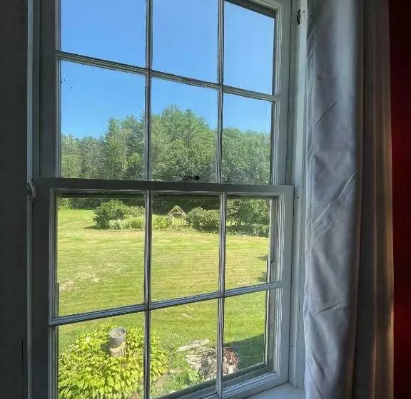 Aamiaismajoitus (B&B) Stone Hearth Inn And Eatery