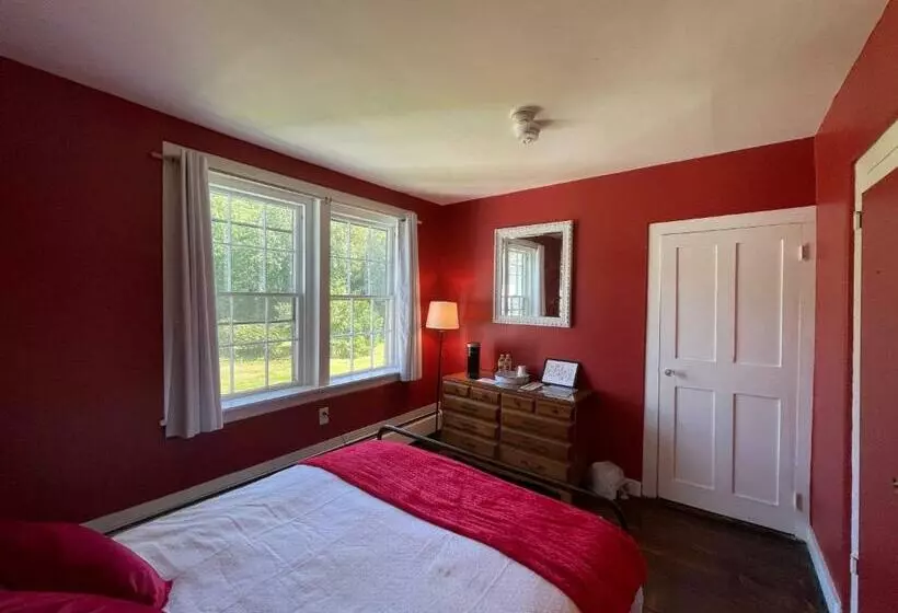 Aamiaismajoitus (B&B) Stone Hearth Inn And Eatery