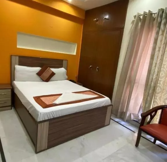 ホテル Mahak Guest House By Wb Inn
