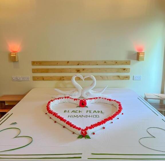 هتل Pearl Himandhoo