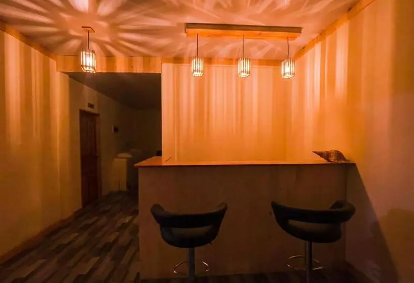 هتل Pearl Himandhoo