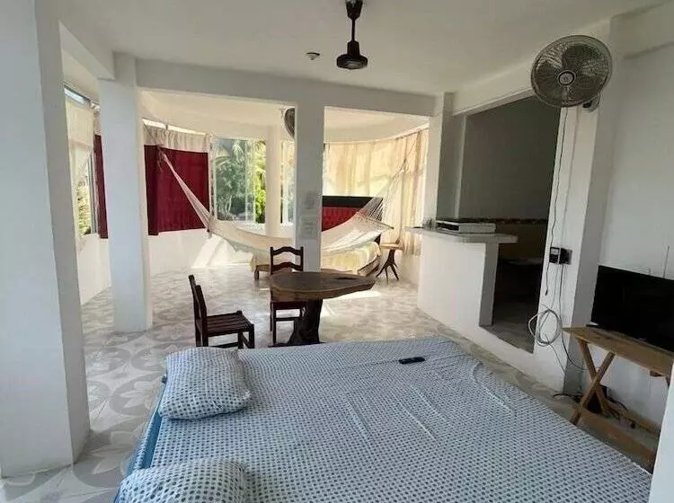 Hotelli Roca Del Sol