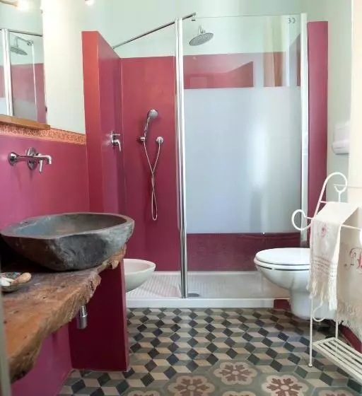 ホテル Agriturismo Azienda Agricola Mombisaggio