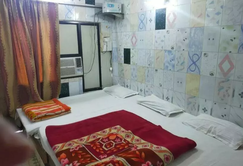 Hotelli Darpan By Wb Inn