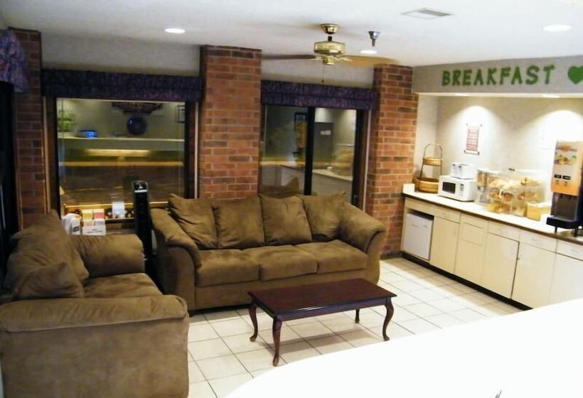 酒店 Amerihost Inn & Suites  Mexico